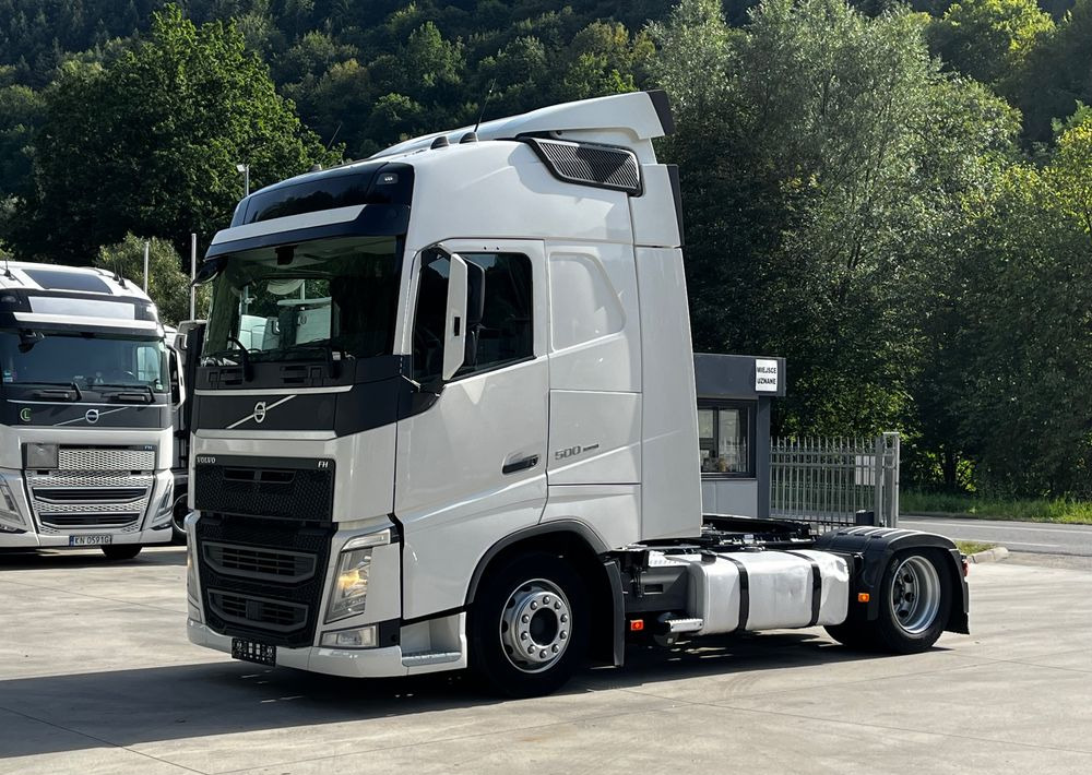 Volvo FH500 // 2016 // Mega // 2 zbiorniki // Z ruchu międzynarodowego // - Cap tractor: Foto 1 Volvo FH500 // 2016 // Mega // 2 zbiorniki // Z ruchu międzynarodowego // - Cap tractor: Foto 1