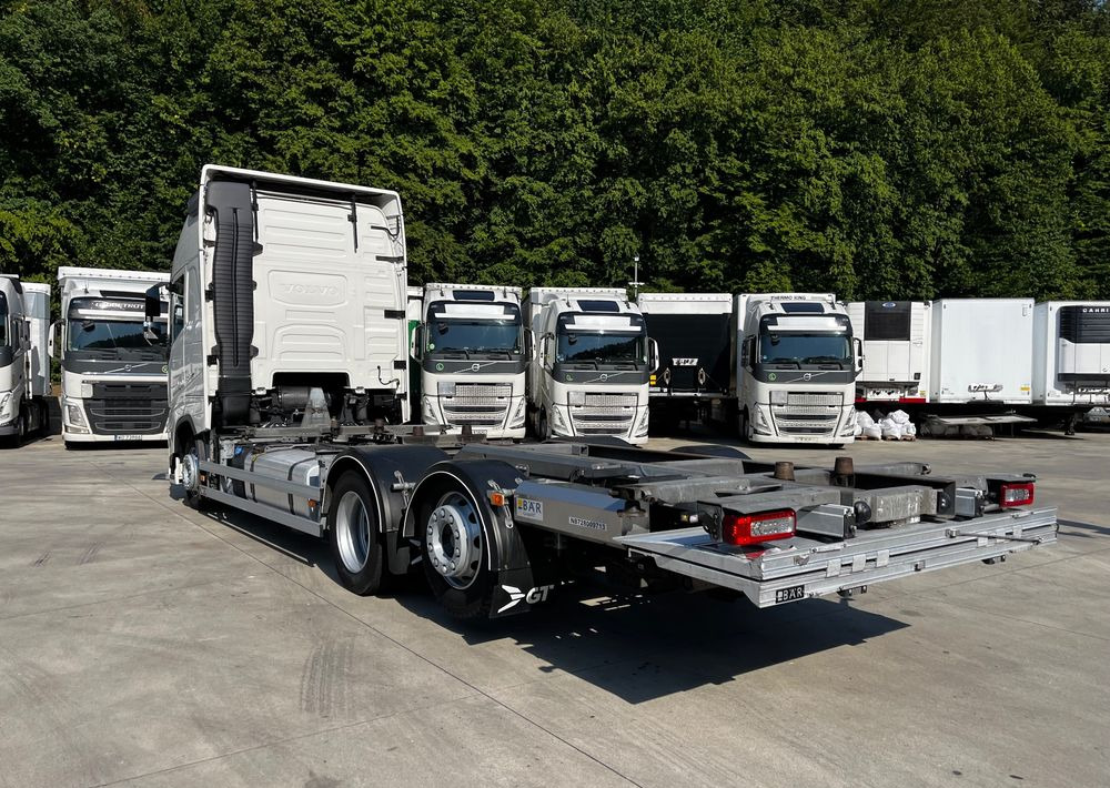 Volvo FH500 BDF 6x2 // Dolny zaczep // Euro 6 motor ! // New Face // XXL Cab // - Camion şasiu: Foto 5 Volvo FH500 BDF 6x2 // Dolny zaczep // Euro 6 motor ! // New Face // XXL Cab // - Camion şasiu: Foto 5
