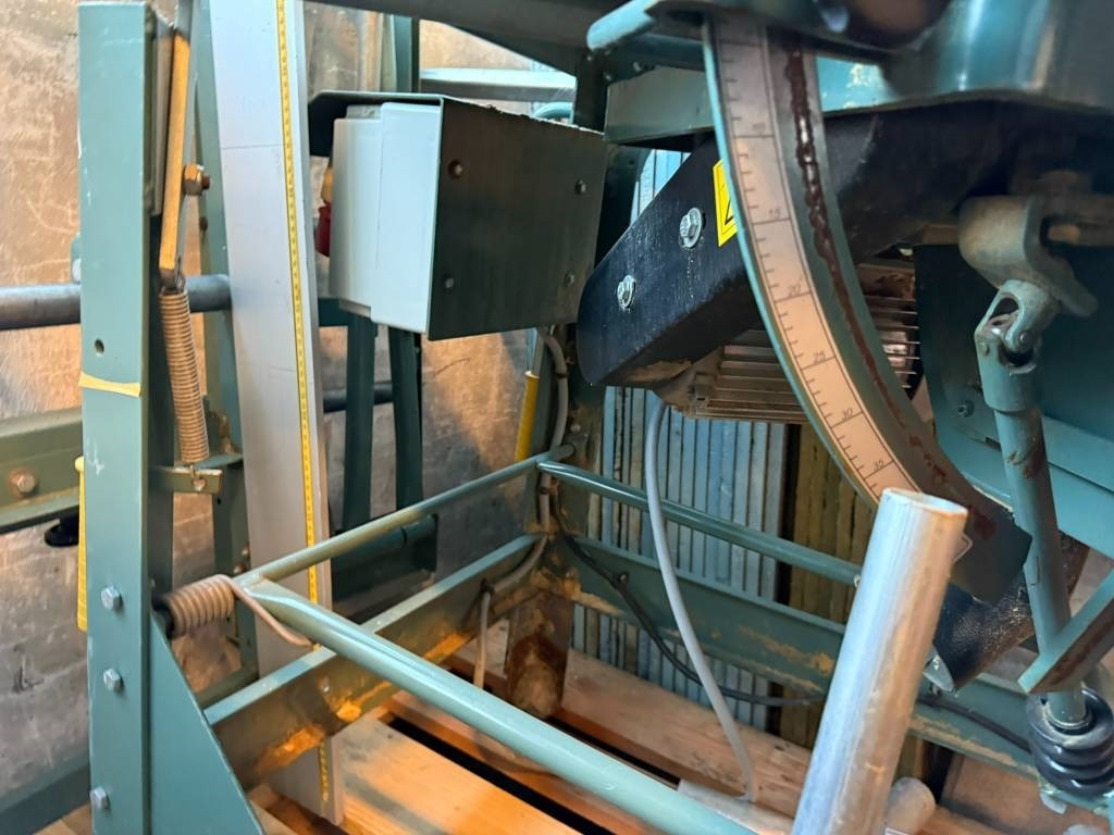 Ernex 1603 230/400 V gjerdesag med rullebord - Alte utilaje: Foto 5 Ernex 1603 230/400 V gjerdesag med rullebord - Alte utilaje: Foto 5