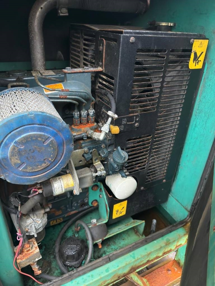 Cummins 7 kW dieselaggregat - Generator electric: Foto 3 Cummins 7 kW dieselaggregat - Generator electric: Foto 3