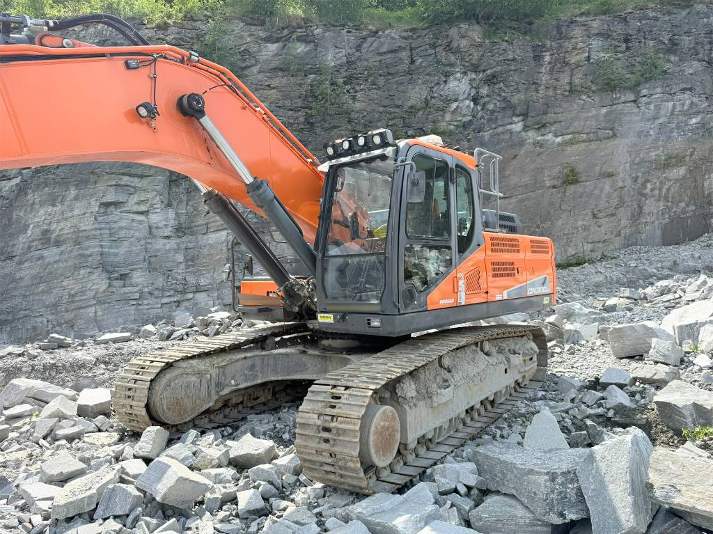 Doosan DX 300 LC-5 - Excavator pe şenile: Foto 2 Doosan DX 300 LC-5 - Excavator pe şenile: Foto 2