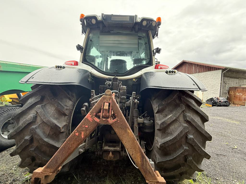 Valtra N 174 med frontlaster - Tractor agricol: Foto 4 Valtra N 174 med frontlaster - Tractor agricol: Foto 4