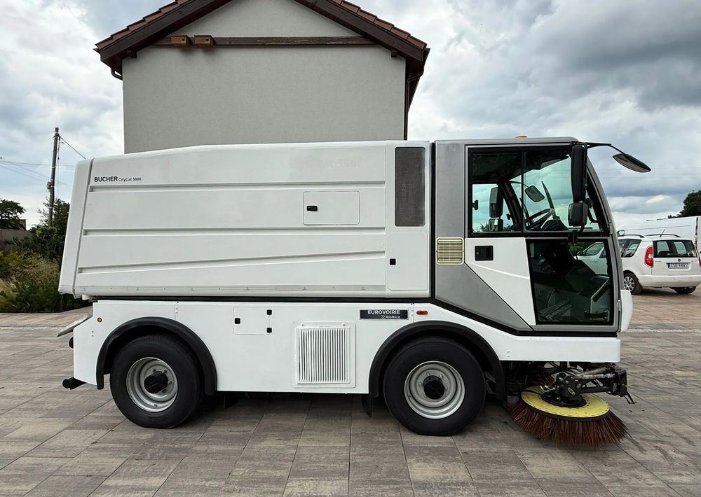 Inny Bucher Citycat 5000 - Autogunoiere: Foto 4 Inny Bucher Citycat 5000 - Autogunoiere: Foto 4