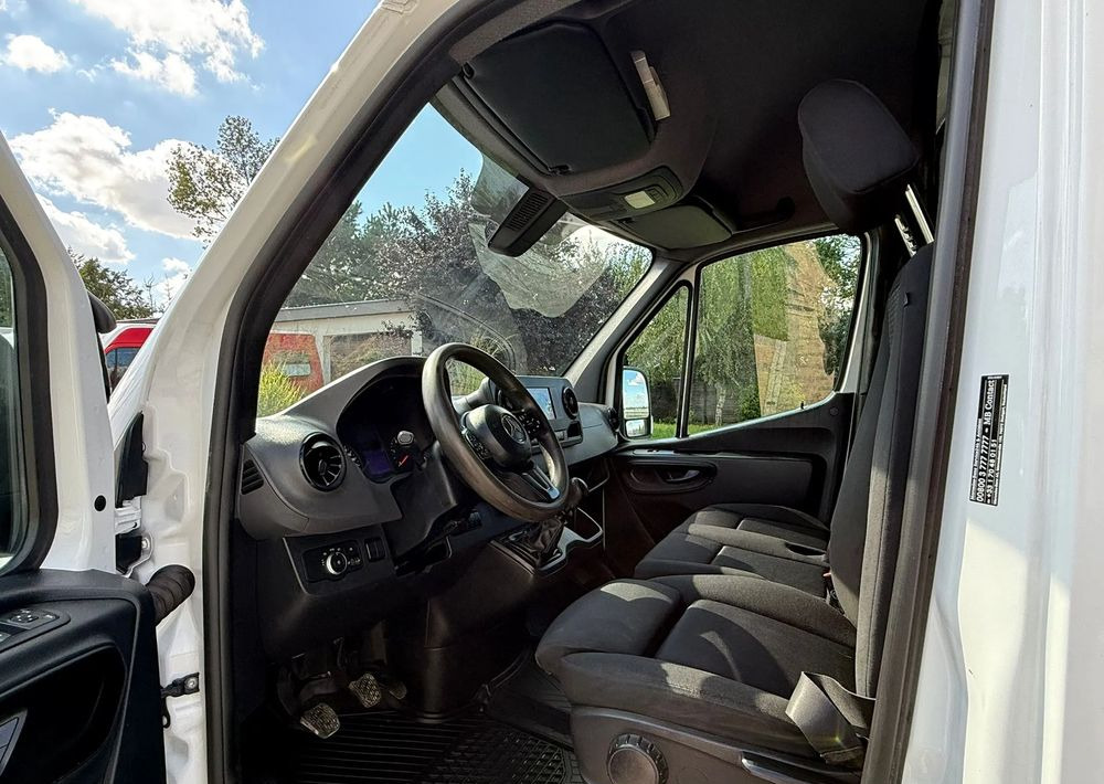 Autoutilitară cabină dublă Mercedes-Benz Sprinter 314 CDI: Foto 9 Autoutilitară cabină dublă Mercedes-Benz Sprinter 314 CDI: Foto 9