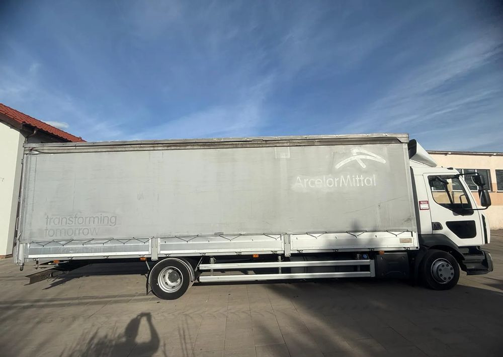 Renault D12 - Camion cu prelată: Foto 4 Renault D12 - Camion cu prelată: Foto 4