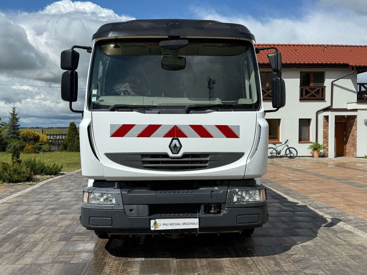 Renault Midlum 270 - Măturătoare stradală: Foto 2 Renault Midlum 270 - Măturătoare stradală: Foto 2