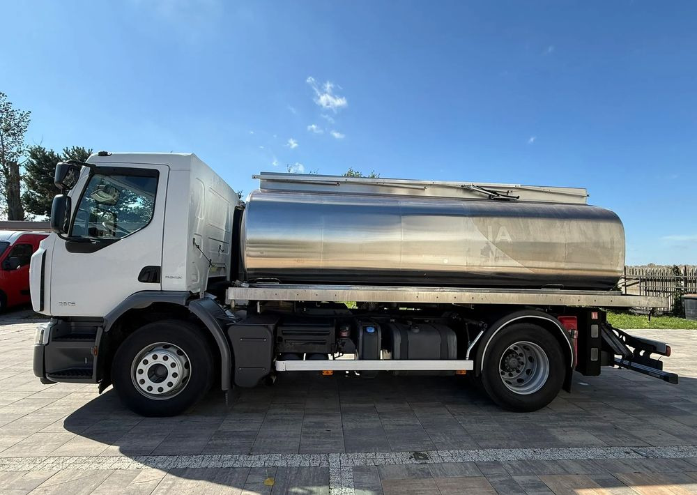 Renault Premium 280 DXI - Camion cisternă: Foto 5 Renault Premium 280 DXI - Camion cisternă: Foto 5