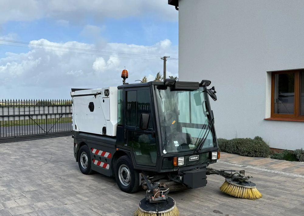 Schmidt Compact 200 - Autogunoiere: Foto 1 Schmidt Compact 200 - Autogunoiere: Foto 1