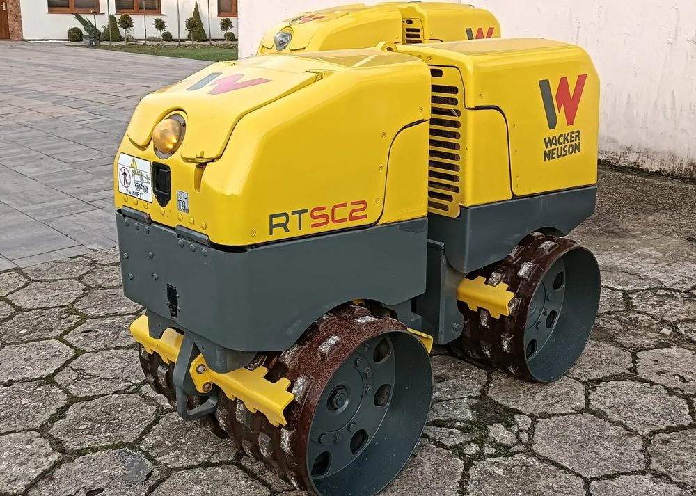 Wacker Neuson RTSC2 - Mini cilindru compactor: Foto 1 Wacker Neuson RTSC2 - Mini cilindru compactor: Foto 1