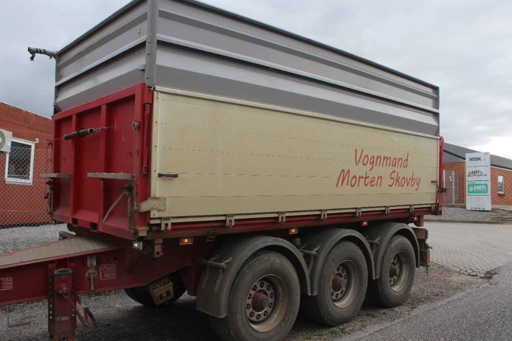 HK Tipper 3 akslet 3-vejs tipkærre - Remorcă basculantă: Foto 4 HK Tipper 3 akslet 3-vejs tipkærre - Remorcă basculantă: Foto 4