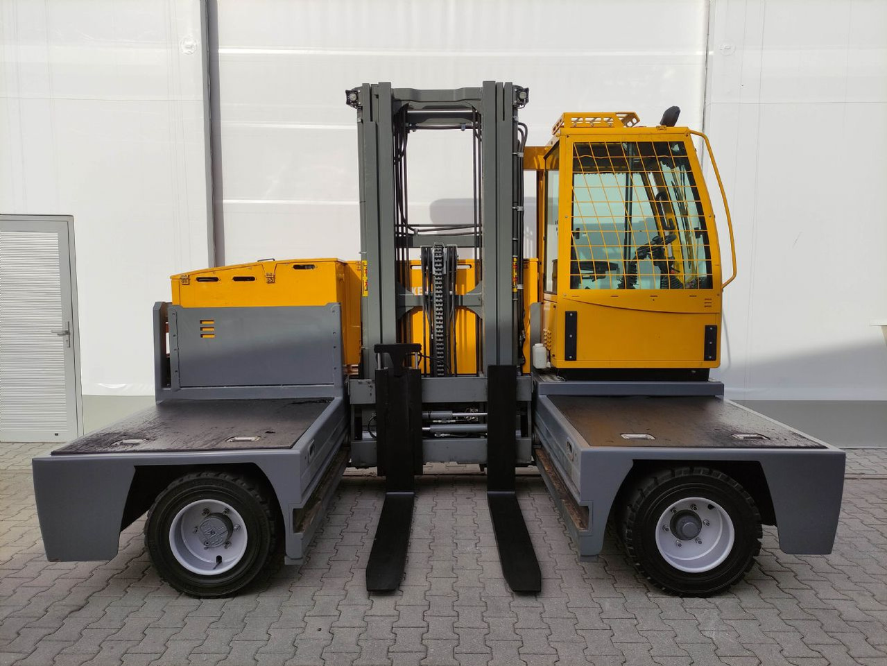 Baumann ELX50/14/63TR (LACK NEU) - Stivuitor lateral: Foto 3 Baumann ELX50/14/63TR (LACK NEU) - Stivuitor lateral: Foto 3