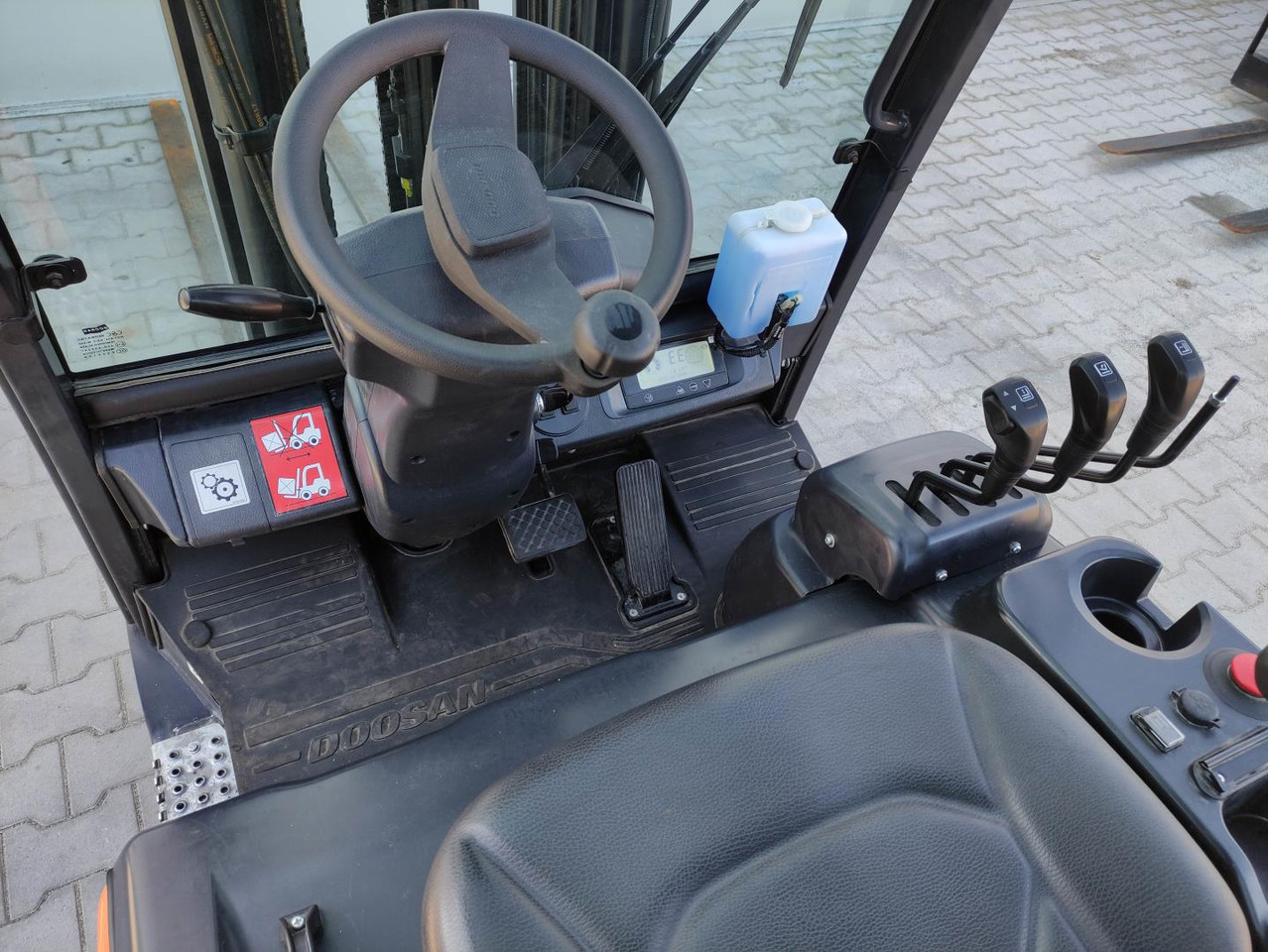 Doosan B20X-7 (Plus) - Electrostivuitor: Foto 5 Doosan B20X-7 (Plus) - Electrostivuitor: Foto 5