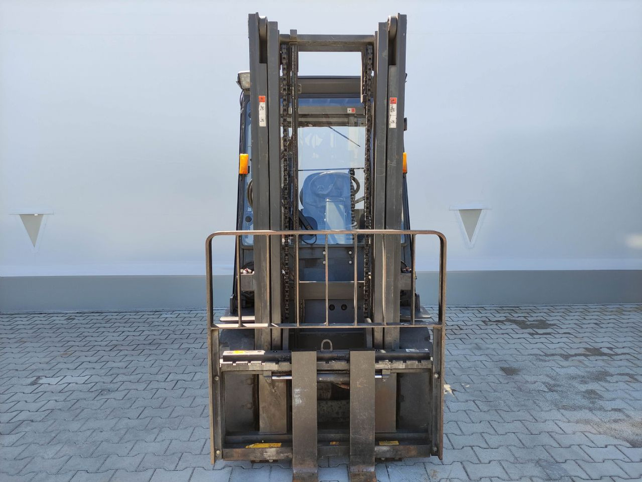 Doosan D30 GP - Stivuitor diesel: Foto 3 Doosan D30 GP - Stivuitor diesel: Foto 3