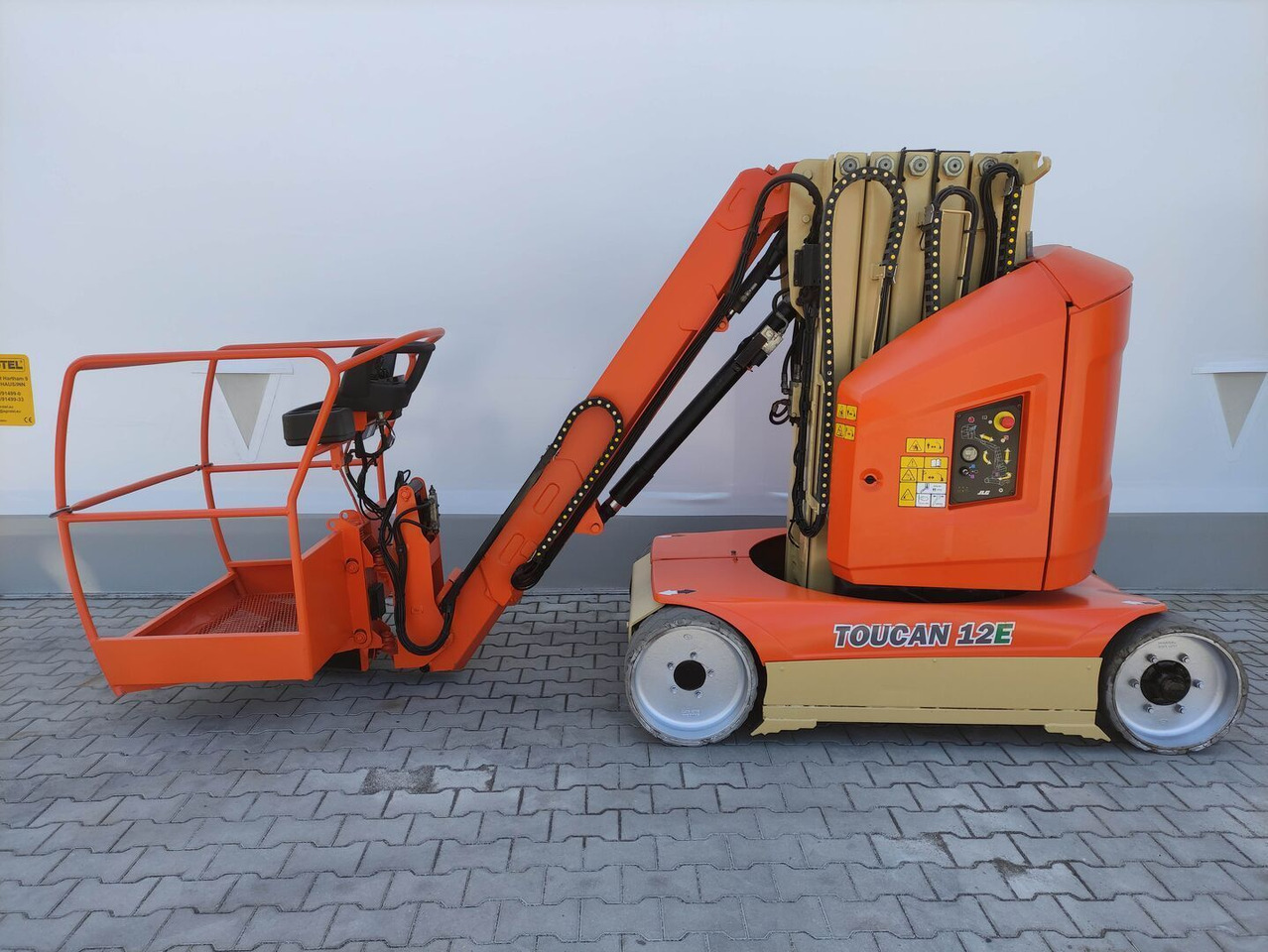 JLG Toucan 12 E (LACK NEU) - Platformă verticală: Foto 1 JLG Toucan 12 E (LACK NEU) - Platformă verticală: Foto 1