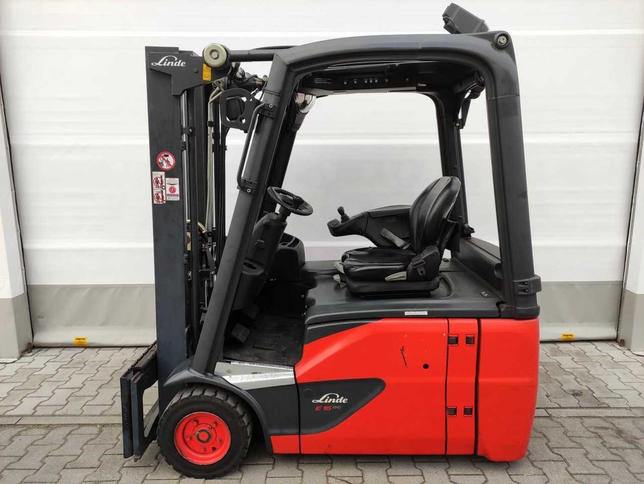 Linde E16-02-386-EVO - Electrostivuitor: Foto 1 Linde E16-02-386-EVO - Electrostivuitor: Foto 1