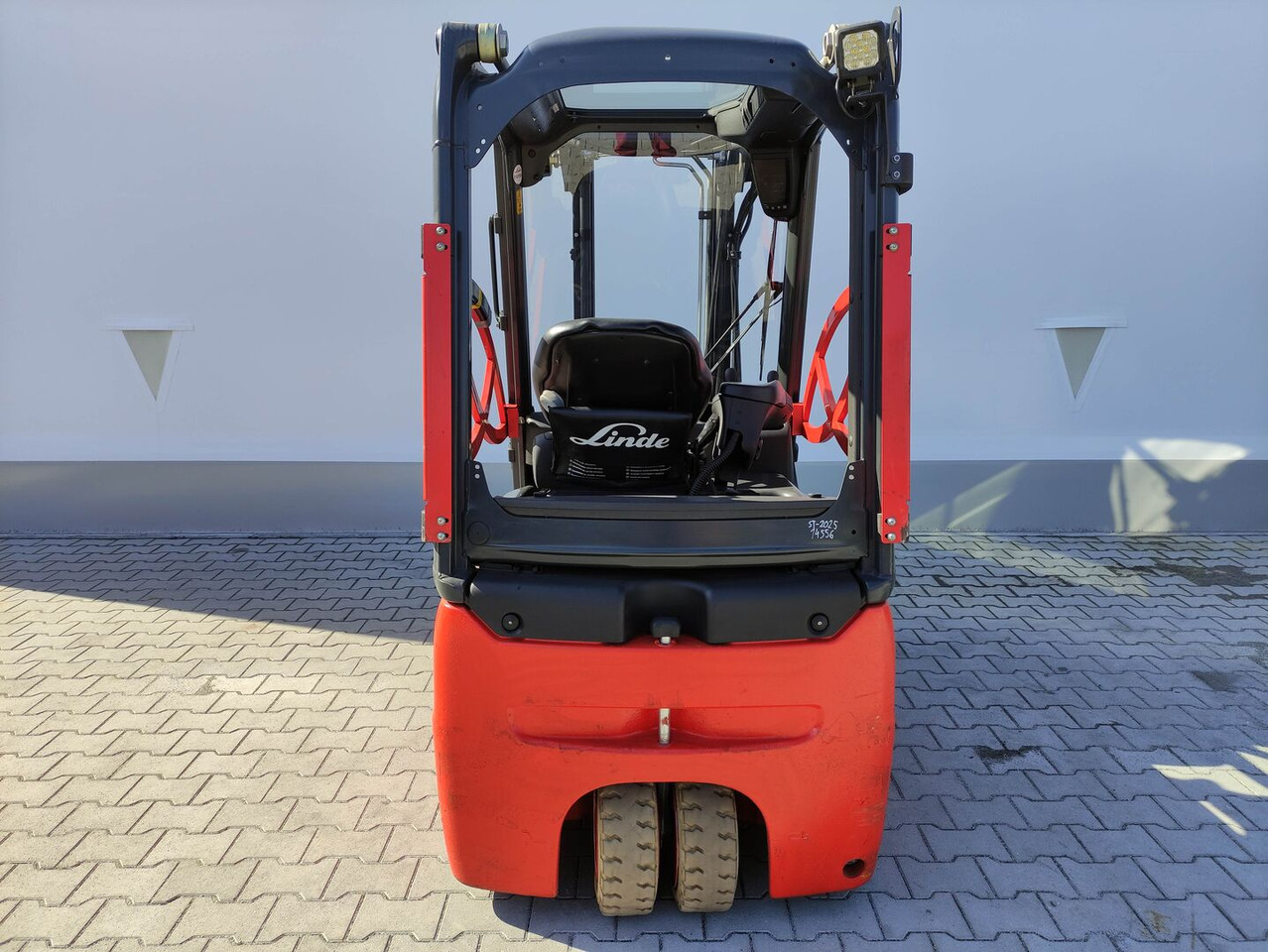 Linde E16-02-EVO-386 - Electrostivuitor: Foto 4 Linde E16-02-EVO-386 - Electrostivuitor: Foto 4