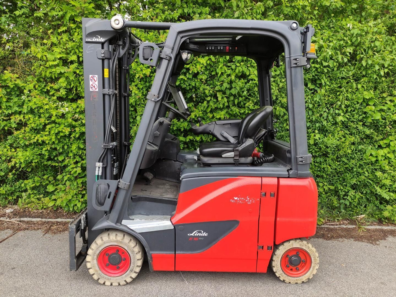 Linde E16PH-02-386-EVO - Electrostivuitor: Foto 1 Linde E16PH-02-386-EVO - Electrostivuitor: Foto 1
