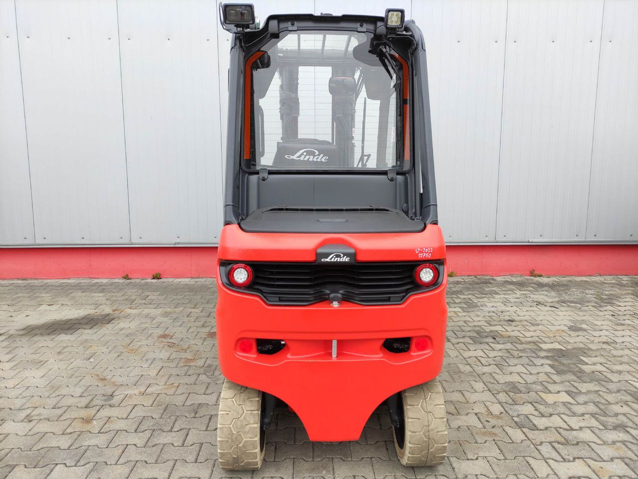 Linde E35HL-01-1252 *Batterie NEU* - Electrostivuitor: Foto 3 Linde E35HL-01-1252 *Batterie NEU* - Electrostivuitor: Foto 3