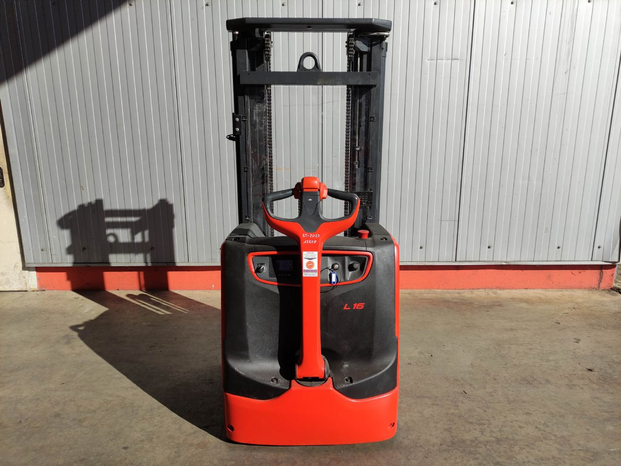 Linde L16-1173 - Transpalet la mare înălţime: Foto 4 Linde L16-1173 - Transpalet la mare înălţime: Foto 4