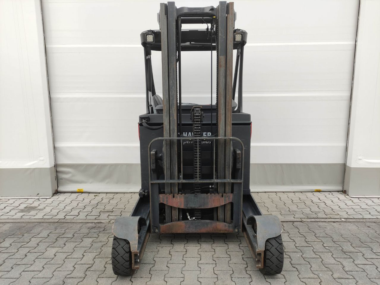 Linde R16G-01-1120 - Stivuitor cu catarg retractabil: Foto 3 Linde R16G-01-1120 - Stivuitor cu catarg retractabil: Foto 3
