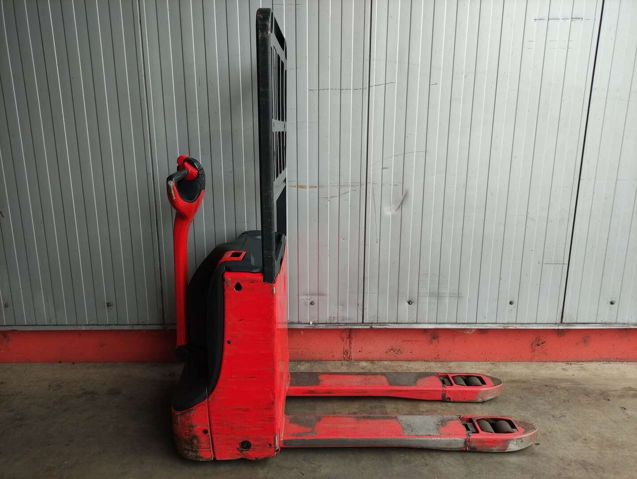 Linde T16-1152 - Transpalet manual: Foto 2 Linde T16-1152 - Transpalet manual: Foto 2