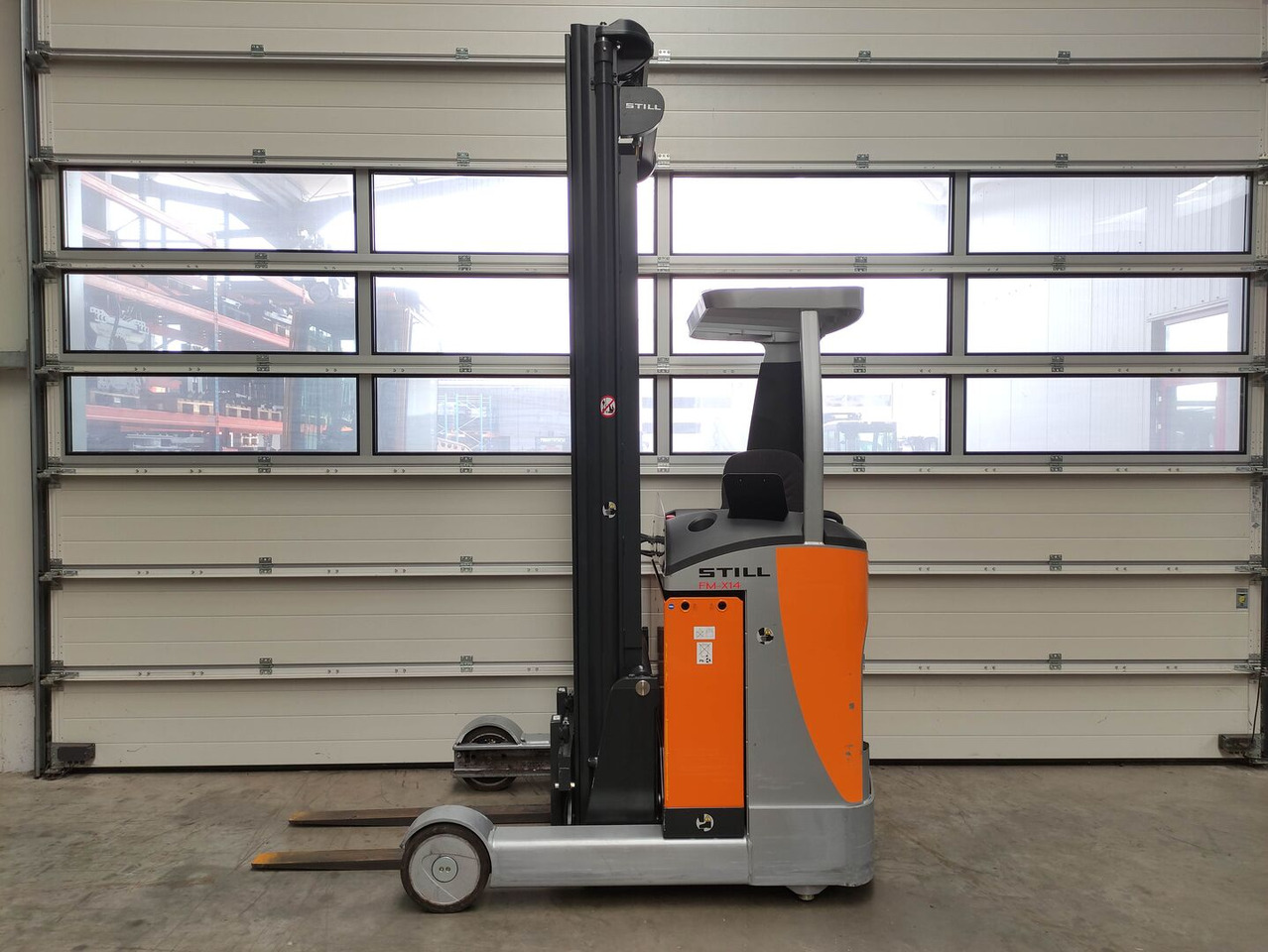 Still FM-X14 - Stivuitor cu catarg retractabil: Foto 1 Still FM-X14 - Stivuitor cu catarg retractabil: Foto 1