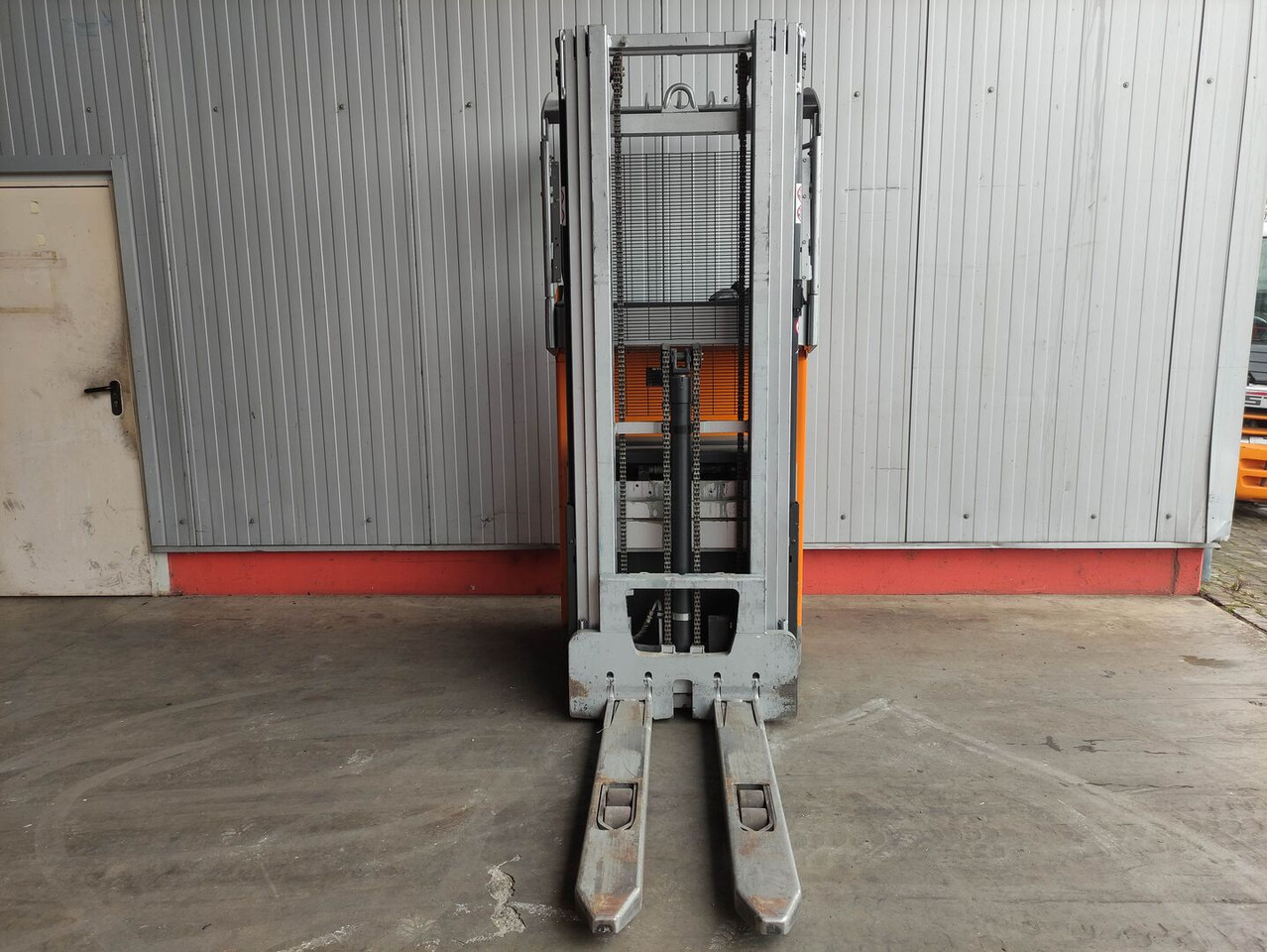 Still FXV 14 - Transpalet la mare înălţime: Foto 3 Still FXV 14 - Transpalet la mare înălţime: Foto 3