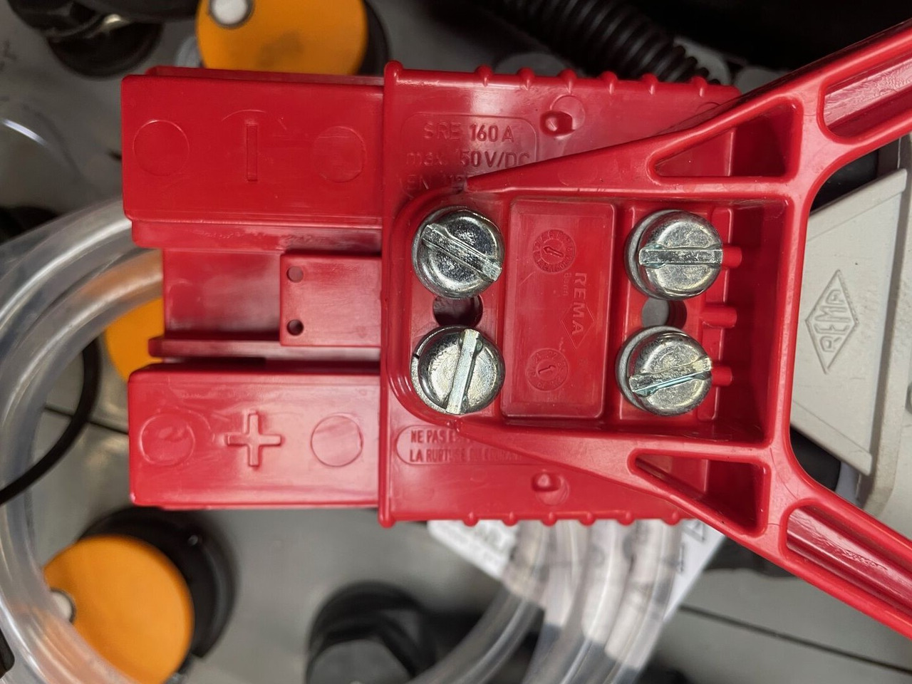 Sunlight I 24 Volt I 3 PzS 375 - Acumulator pentru Stivuitor: Foto 4 Sunlight I 24 Volt I 3 PzS 375 - Acumulator pentru Stivuitor: Foto 4