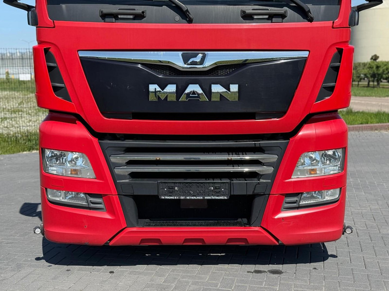 MAN 18.500 FULL AIR, ALCOA, TV, INVERTER, MICROWAVE, TOP. - Cap tractor: Foto 5 MAN 18.500 FULL AIR, ALCOA, TV, INVERTER, MICROWAVE, TOP. - Cap tractor: Foto 5