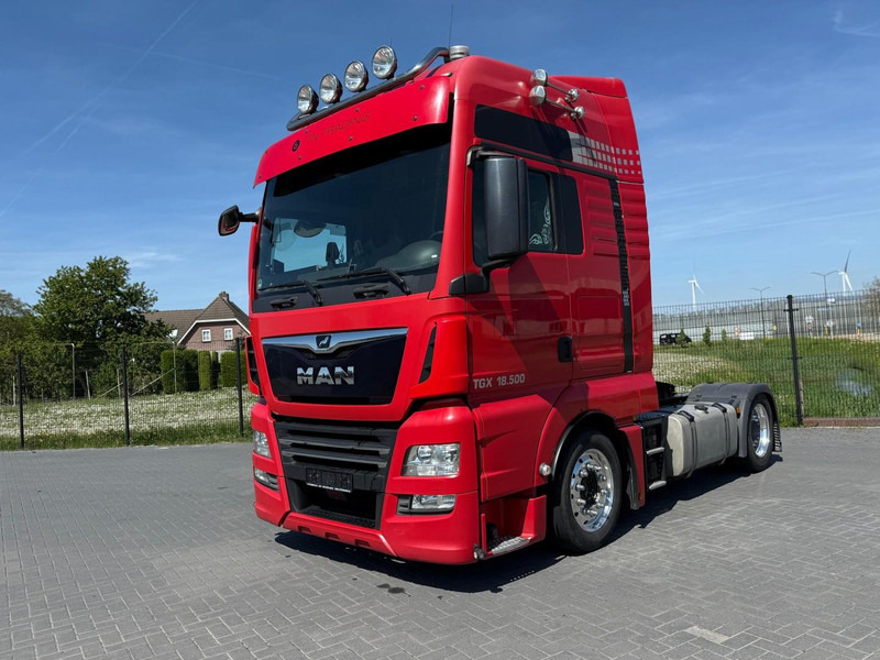 MAN 18.500 FULL AIR, ALCOA, TV, INVERTER, MICROWAVE, TOP. - Cap tractor: Foto 2 MAN 18.500 FULL AIR, ALCOA, TV, INVERTER, MICROWAVE, TOP. - Cap tractor: Foto 2