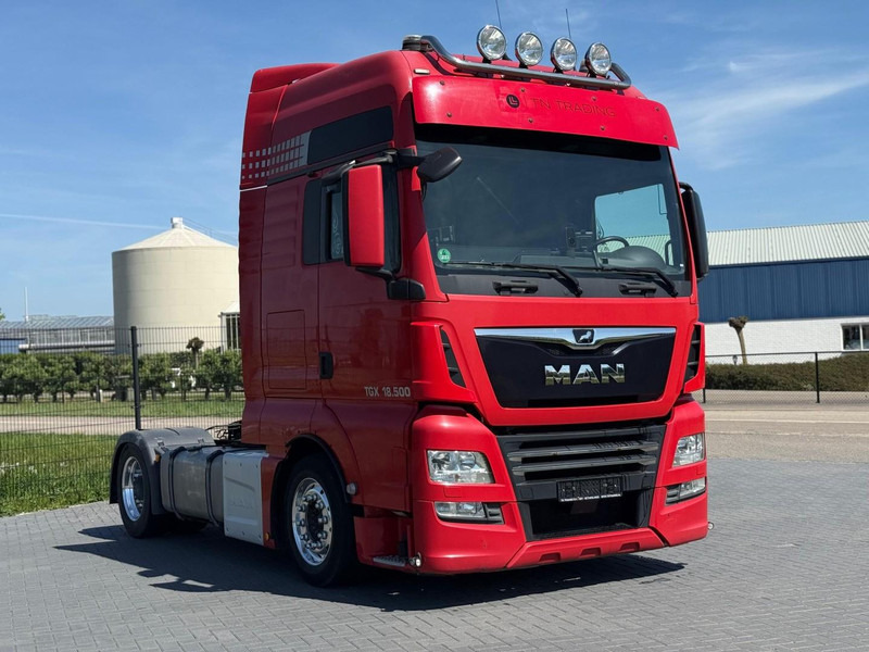MAN 18.500 FULL AIR, ALCOA, TV, INVERTER, MICROWAVE, TOP. - Cap tractor: Foto 1 MAN 18.500 FULL AIR, ALCOA, TV, INVERTER, MICROWAVE, TOP. - Cap tractor: Foto 1