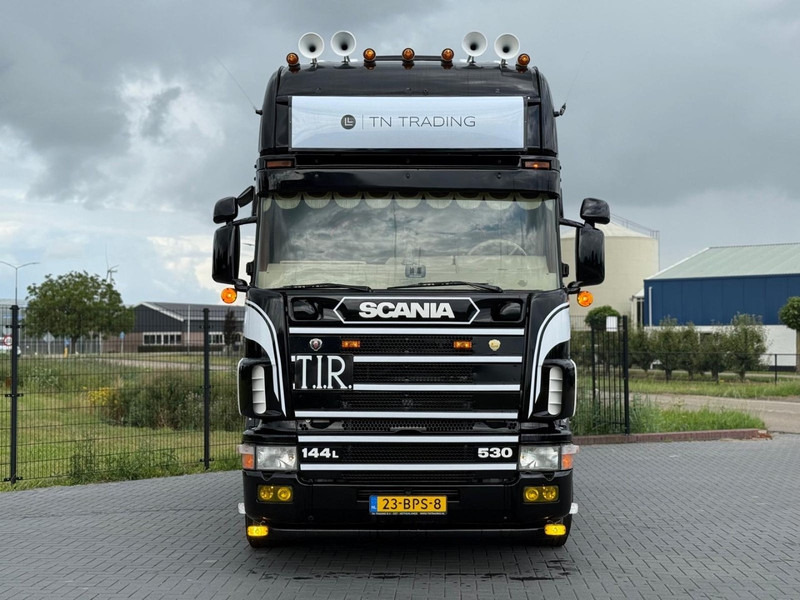 Scania R 144 530 SHOW TRUCK, INTERIEUR, OPEN UITLAAT, HOBBY, TOP. - Cap tractor: Foto 3 Scania R 144 530 SHOW TRUCK, INTERIEUR, OPEN UITLAAT, HOBBY, TOP. - Cap tractor: Foto 3