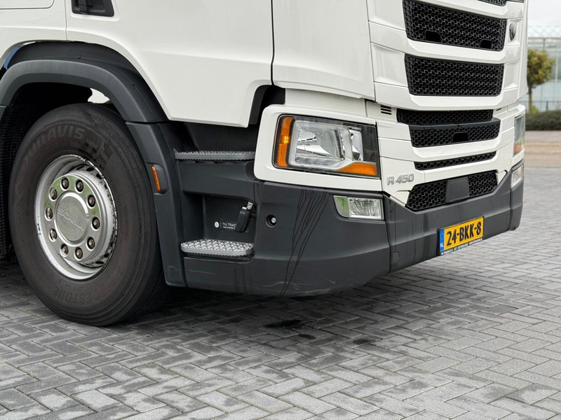 Scania R450 RETARDER, TWEE TANKS, GESTUURDE VOORLOPER, TOP! - Cap tractor: Foto 4 Scania R450 RETARDER, TWEE TANKS, GESTUURDE VOORLOPER, TOP! - Cap tractor: Foto 4