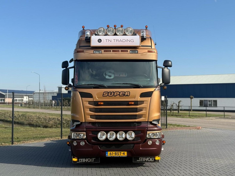 Scania R730 V8 V8, SHOWTRUCK VOLLUCHT, RETARDER,  HYDRAULIEK, BOOGIE, ALU WIELEN, LEER. - Cap tractor: Foto 4 Scania R730 V8 V8, SHOWTRUCK VOLLUCHT, RETARDER,  HYDRAULIEK, BOOGIE, ALU WIELEN, LEER. - Cap tractor: Foto 4