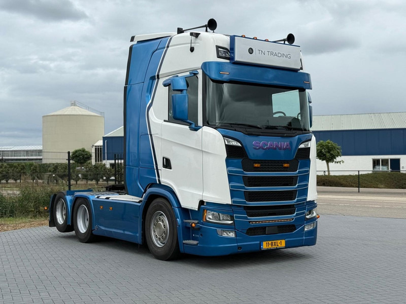 Scania S 660 BOOGIE, VOLLUCHT, RETARDER, LEER. - Cap tractor: Foto 1 Scania S 660 BOOGIE, VOLLUCHT, RETARDER, LEER. - Cap tractor: Foto 1