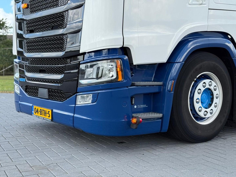 Scania S500 SMART TACHO 2, FULL AIR, 80% TIRES, LEATHER, 2X TANK, RETARDER, TOP! - Cap tractor: Foto 5 Scania S500 SMART TACHO 2, FULL AIR, 80% TIRES, LEATHER, 2X TANK, RETARDER, TOP! - Cap tractor: Foto 5