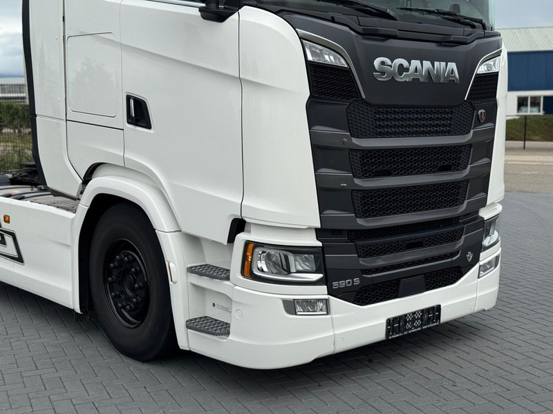 Scania S590 V8 NGS FULL AIR, PARK COOL, RETARDER, 2 TANKS. - Cap tractor: Foto 5 Scania S590 V8 NGS FULL AIR, PARK COOL, RETARDER, 2 TANKS. - Cap tractor: Foto 5
