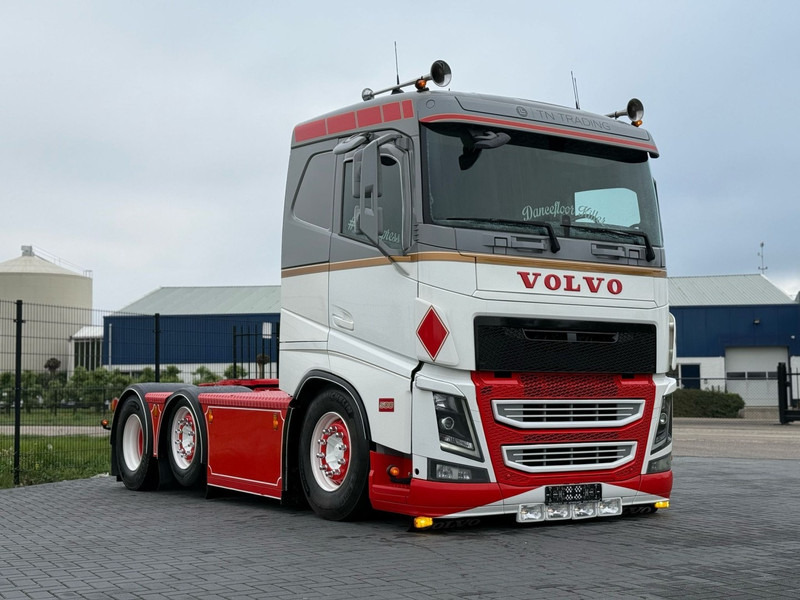 Volvo FH 13.500 SHOWTRUCK, VOLLUCHT, EURO 6, 6X2/4, PTO, SHOW INTERIEUR. - Cap tractor: Foto 1 Volvo FH 13.500 SHOWTRUCK, VOLLUCHT, EURO 6, 6X2/4, PTO, SHOW INTERIEUR. - Cap tractor: Foto 1