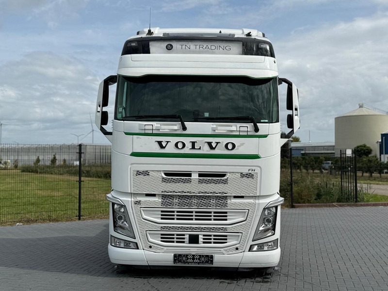 Volvo FH 13.500 VOLLUCHT, RETARDER, LEER, 2 TANKS, TOP AUTO. - Cap tractor: Foto 3 Volvo FH 13.500 VOLLUCHT, RETARDER, LEER, 2 TANKS, TOP AUTO. - Cap tractor: Foto 3