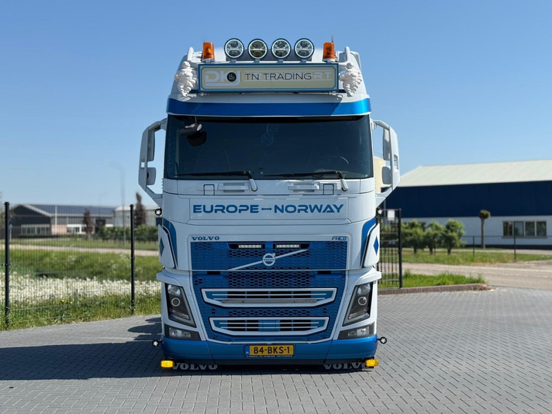 Volvo FH 16.750 FULL AIR, LEATHER, SHOW, TOP CONDITION, XL CABINE. - Cap tractor: Foto 2 Volvo FH 16.750 FULL AIR, LEATHER, SHOW, TOP CONDITION, XL CABINE. - Cap tractor: Foto 2