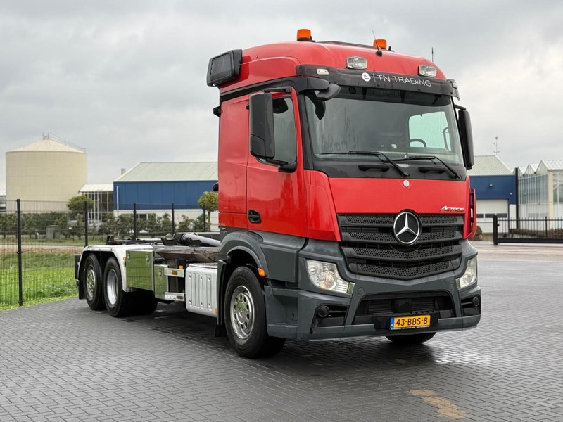 Mercedes-Benz ACTROS HAAKARM SYSTEEM, GOEDE STAAT, OMVORMER, 616.802 KM. - Camion cu cârlig: Foto 1 Mercedes-Benz ACTROS HAAKARM SYSTEEM, GOEDE STAAT, OMVORMER, 616.802 KM. - Camion cu cârlig: Foto 1