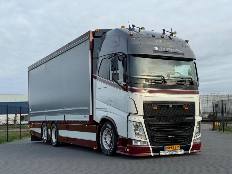 Volvo FH 13.500XL SHOW TRUCK, SPECIAL INTERIOR, TOP STAAT, VOLLUCHT, LAGE KM. - Camion furgon: Foto 1 Volvo FH 13.500XL SHOW TRUCK, SPECIAL INTERIOR, TOP STAAT, VOLLUCHT, LAGE KM. - Camion furgon: Foto 1