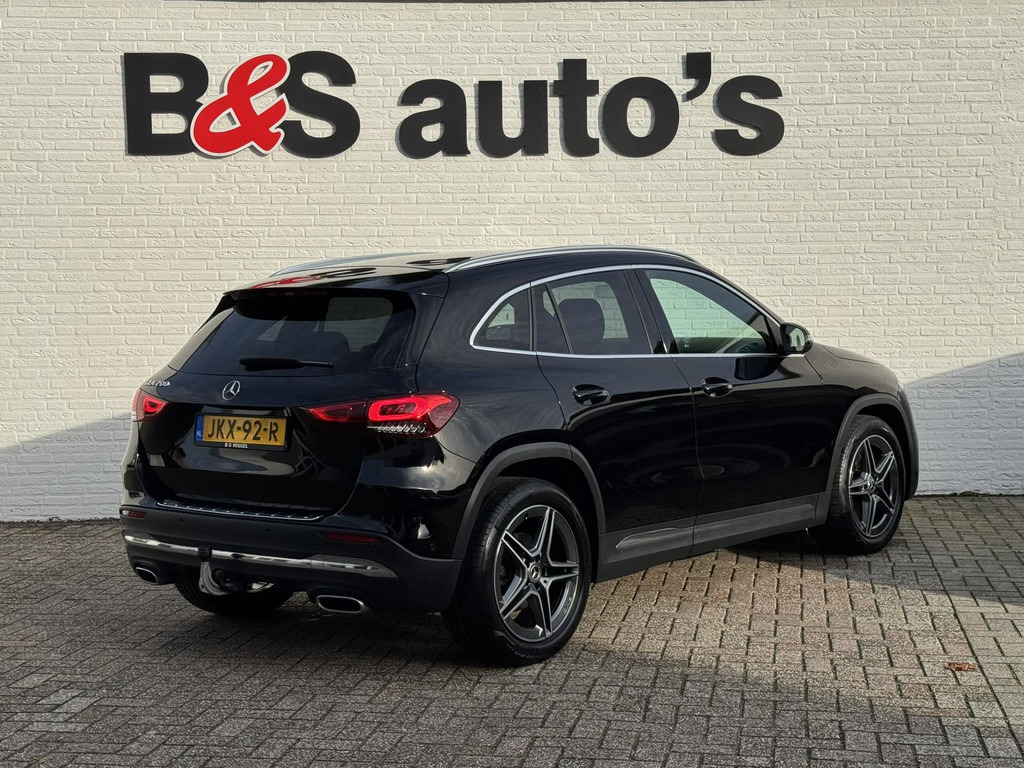 Mercedes-Benz GLA-200 AMG Sfeerverlichting Trekhaak Cruise Climate Navigatie Bluetooth Stoelverwarming - SUV: Foto 2 Mercedes-Benz GLA-200 AMG Sfeerverlichting Trekhaak Cruise Climate Navigatie Bluetooth Stoelverwarming - SUV: Foto 2
