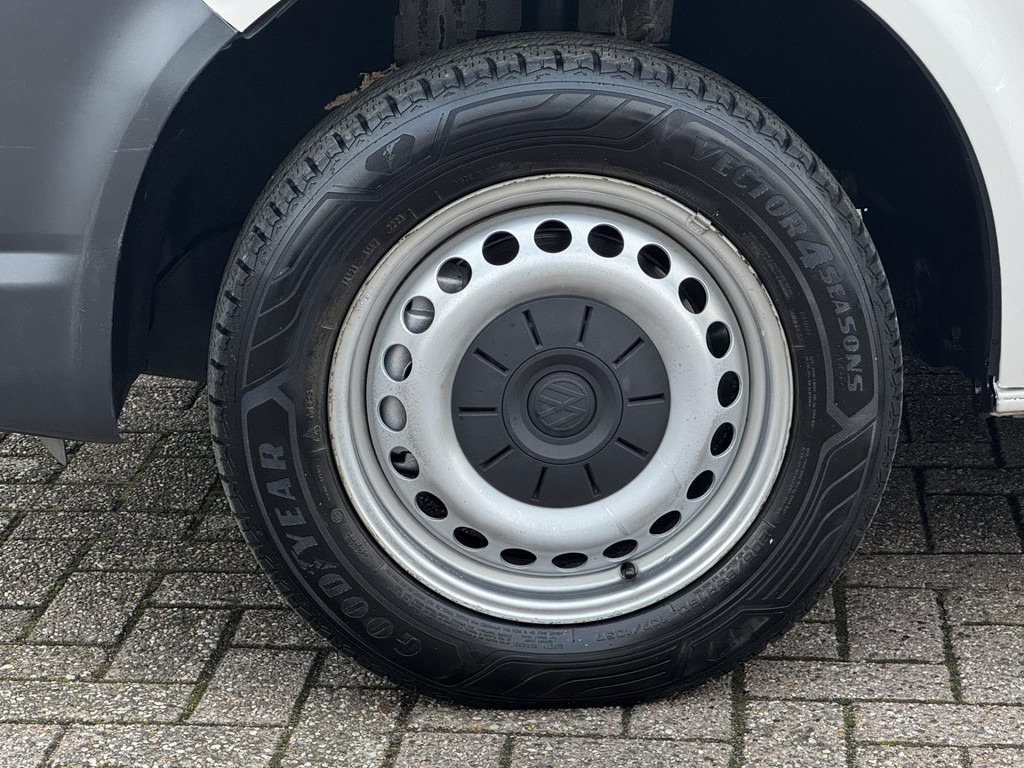 Volkswagen Transporter Kombi-T6 2.0 TDI 9 persoons Cruise control Airco Verwarmbare buitenspiegels - Transport persoane: Foto 4 Volkswagen Transporter Kombi-T6 2.0 TDI 9 persoons Cruise control Airco Verwarmbare buitenspiegels - Transport persoane: Foto 4