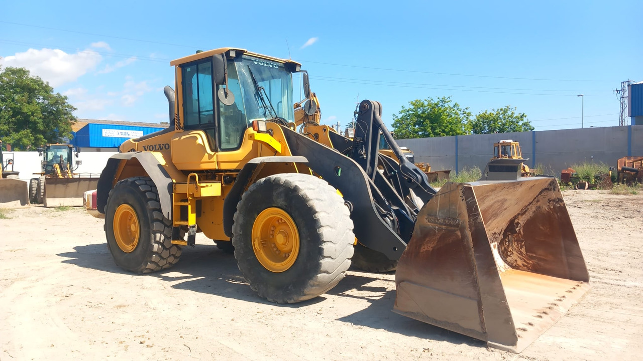 Volvo L110F - Încărcător frontal pe pneuri: Foto 2 Volvo L110F - Încărcător frontal pe pneuri: Foto 2