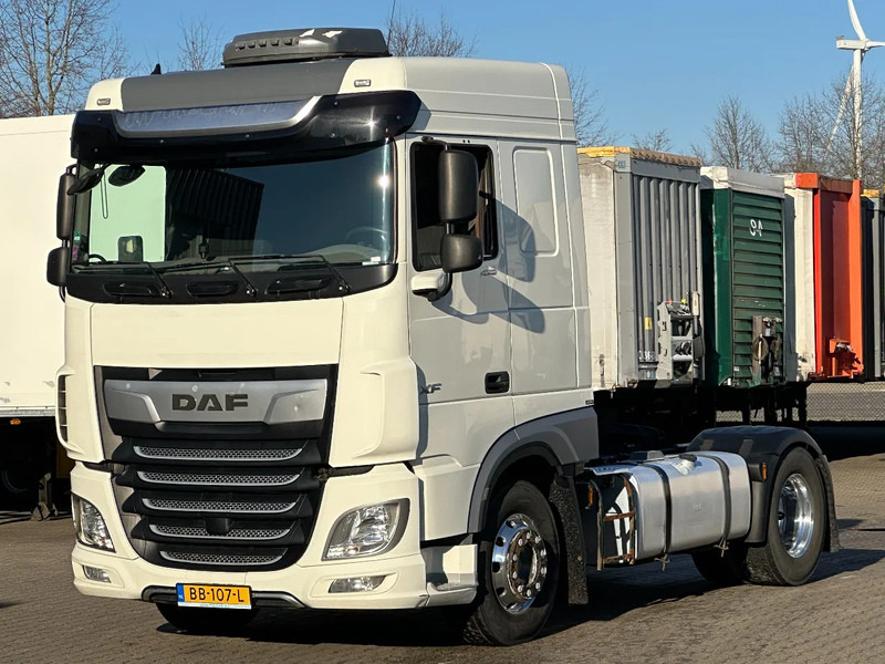 DAF XF 450 Space Cab - Euro 6 - Alcoa - Smart Tacho - Cap tractor: Foto 1 DAF XF 450 Space Cab - Euro 6 - Alcoa - Smart Tacho - Cap tractor: Foto 1