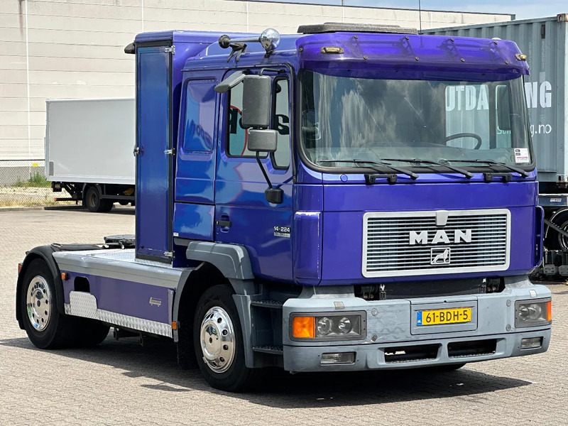 MAN 14.224 4x2 Euro 2 / 6 Cilinder / Manual / 290Tkm! - Cap tractor: Foto 2 MAN 14.224 4x2 Euro 2 / 6 Cilinder / Manual / 290Tkm! - Cap tractor: Foto 2