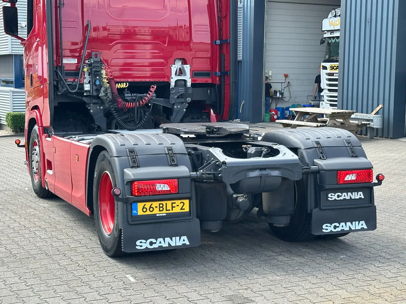 Scania S450 Retarder Full Spoiler 2 Tank *NL-Truck* - Cap tractor: Foto 5 Scania S450 Retarder Full Spoiler 2 Tank *NL-Truck* - Cap tractor: Foto 5