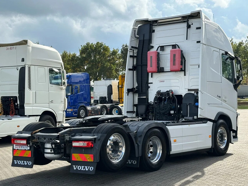 Volvo FH 13.540 XL 6x2 Retarder / 583 Tkm / 2 Tank / Full Air / Euro 6 - Cap tractor: Foto 3 Volvo FH 13.540 XL 6x2 Retarder / 583 Tkm / 2 Tank / Full Air / Euro 6 - Cap tractor: Foto 3