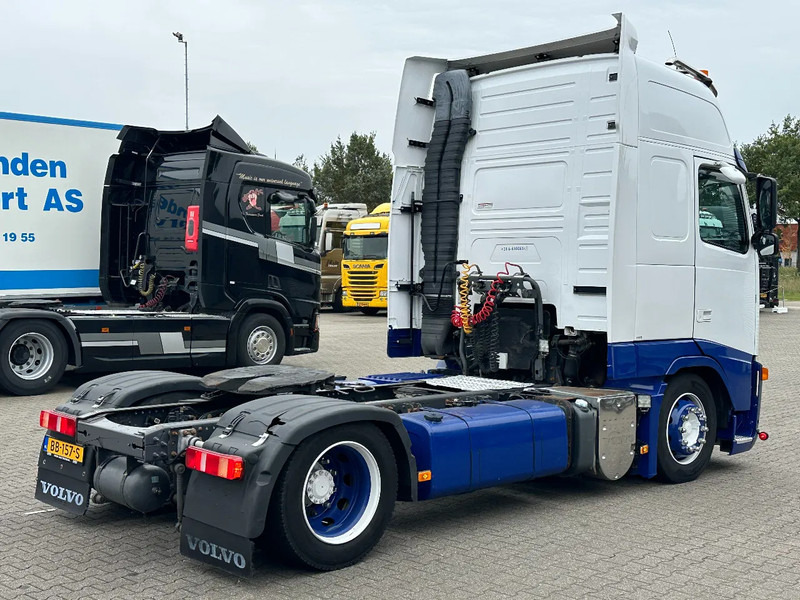 Volvo FH 400 Globe XL Mega / Full Air / 2 Tank / Euro 5 - Cap tractor: Foto 3 Volvo FH 400 Globe XL Mega / Full Air / 2 Tank / Euro 5 - Cap tractor: Foto 3